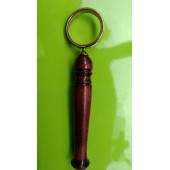 Деревянная ручка с медальоном